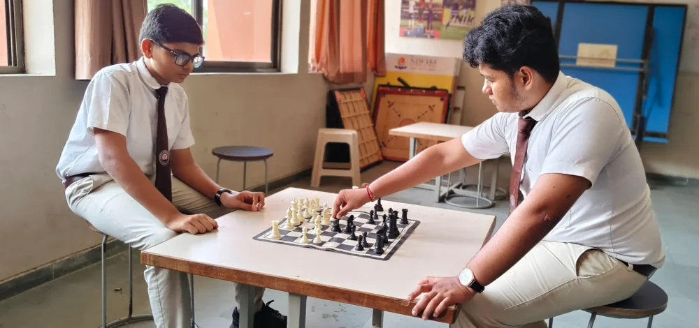 CHESS CHESS